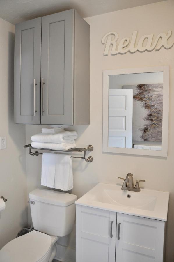 Cozy 2 Bdrm Vacation Rental - 1 Mile To Dtwn Rapid City Eksteriør bilde