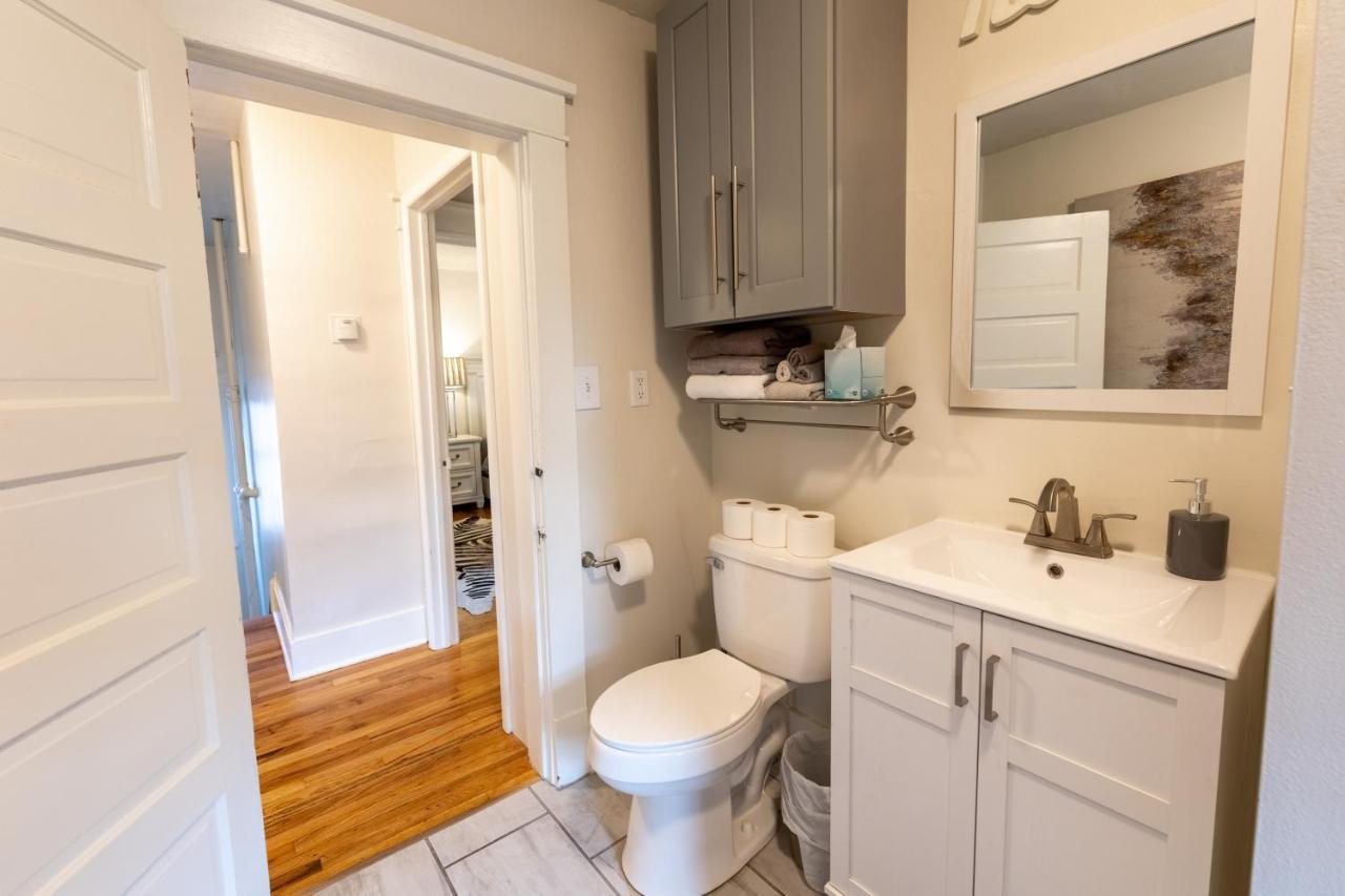 Cozy 2 Bdrm Vacation Rental - 1 Mile To Dtwn Rapid City Eksteriør bilde