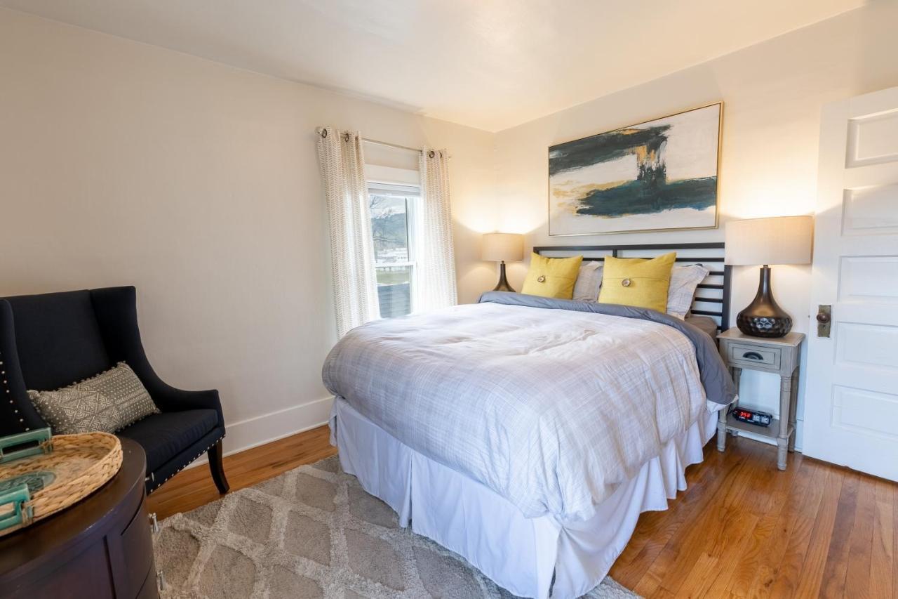 Cozy 2 Bdrm Vacation Rental - 1 Mile To Dtwn Rapid City Eksteriør bilde